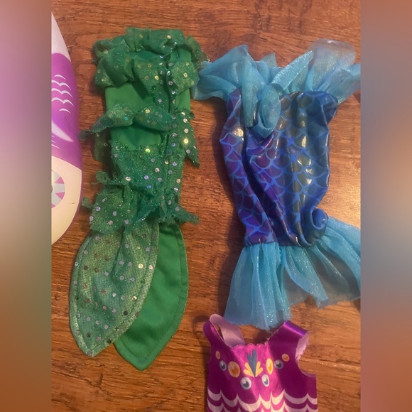 Sold!! American Girl Doll Wellie Wishers Lot Raft sled mermaid outfits crown - Picture 2 of 12